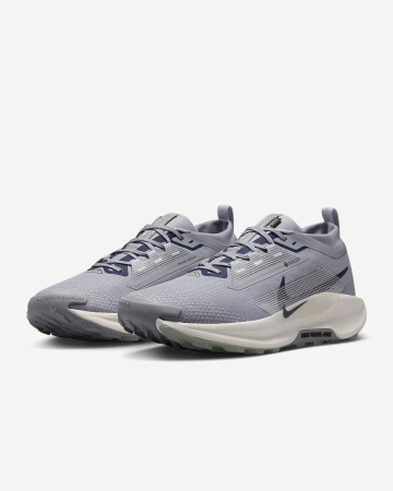 Кроссовки REACTX PEGASUS TRAIL 5 GTX M (RU 43.5 EU 44.5 USm 10.5 СМ 27.5; cement grey/jade horizon/burgundy crush/midnight navy)